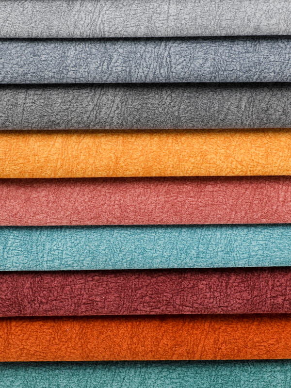 Pohovka tlačená zamatová tkanina