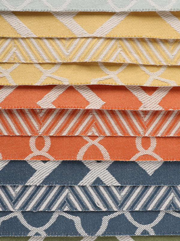 Farebná tkanina žabky